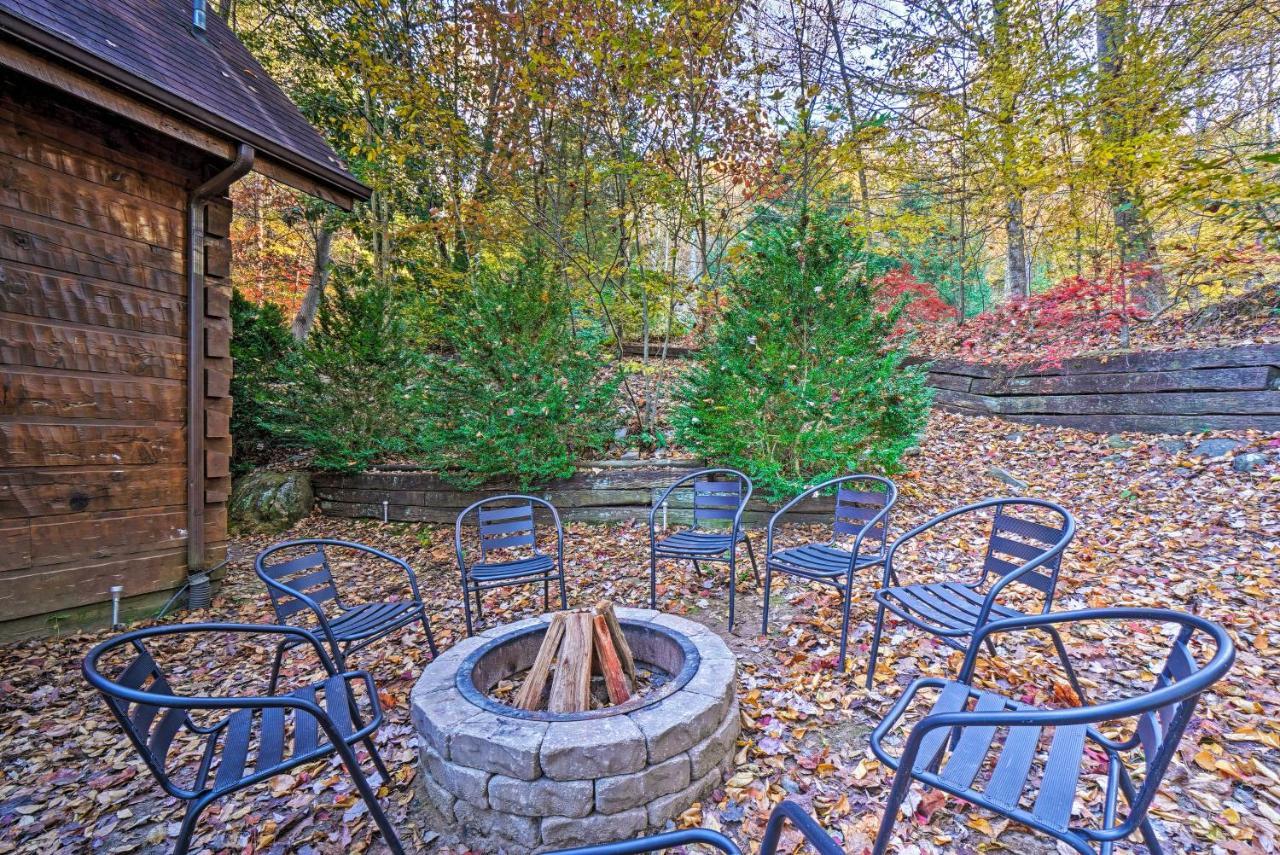 Grin N Bear It Cabin With Hot Tub And Fire Pit! Pigeon Forge Exteriör bild
